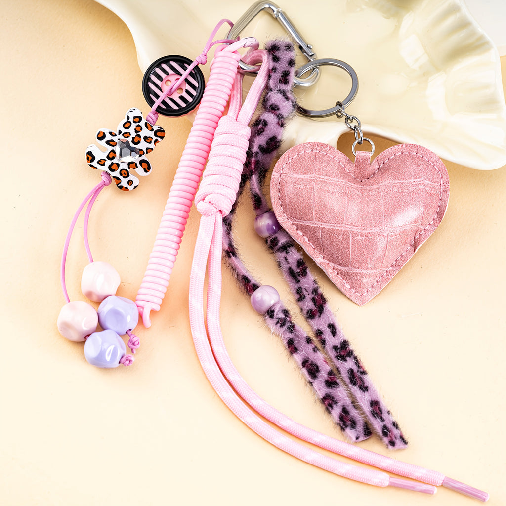 New Keychain for Men and Women, High-End PU Leather Heart Leopard Print Bear Keyring, Luxurious Spring Hand-Woven Keychain, Vintage Gift, Bag Charm, Valentine's Day Gift, Elegant and Cute Bag Accessory